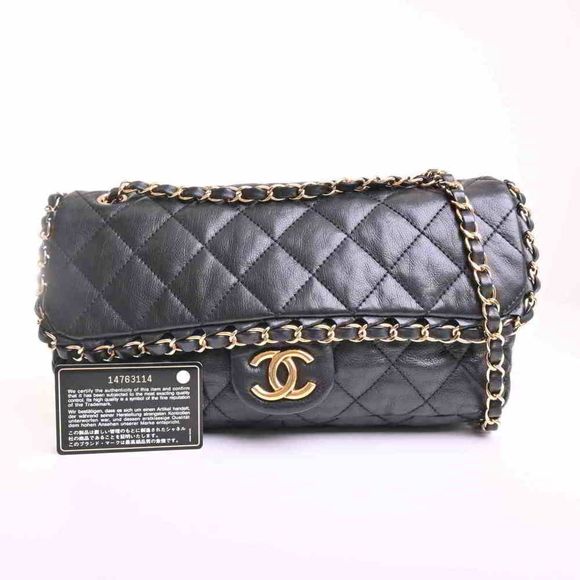 Chanel Lambskin Chain Shoulder Bag Black - Picture 3 of 9